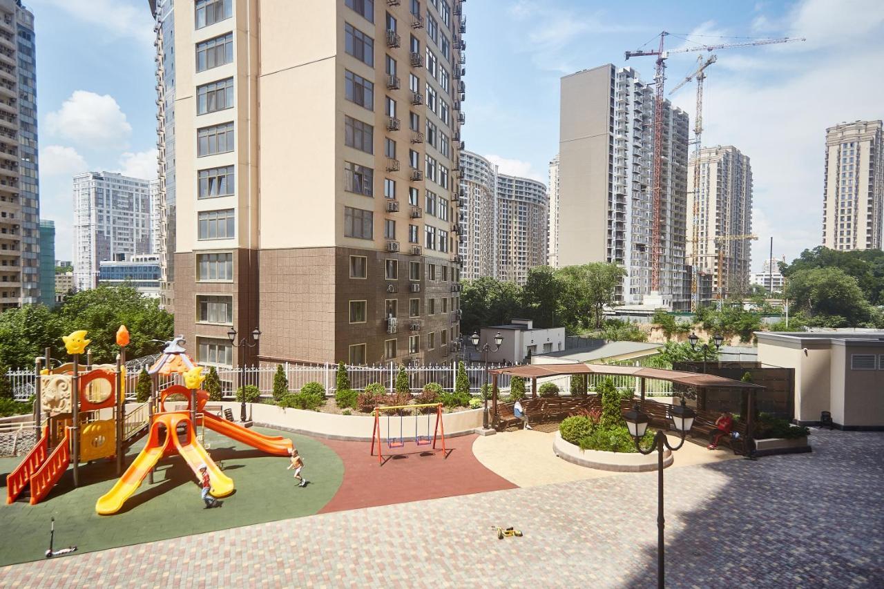 Ultramarinn Hotel Одесса Экстерьер фото
