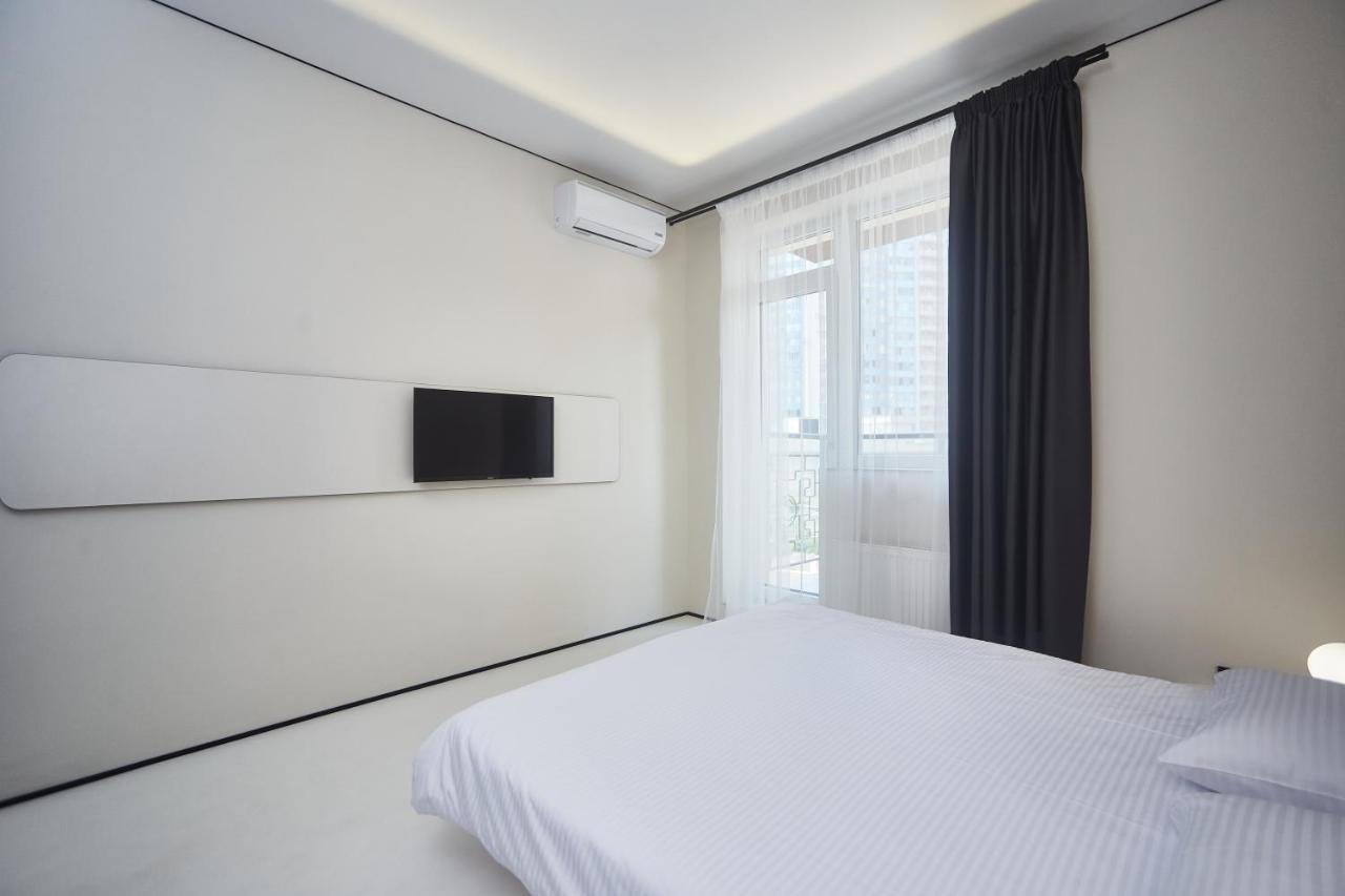 Ultramarinn Hotel Одесса Экстерьер фото
