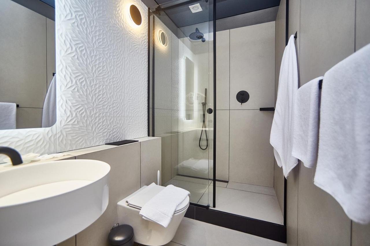 Ultramarinn Hotel Одесса Экстерьер фото