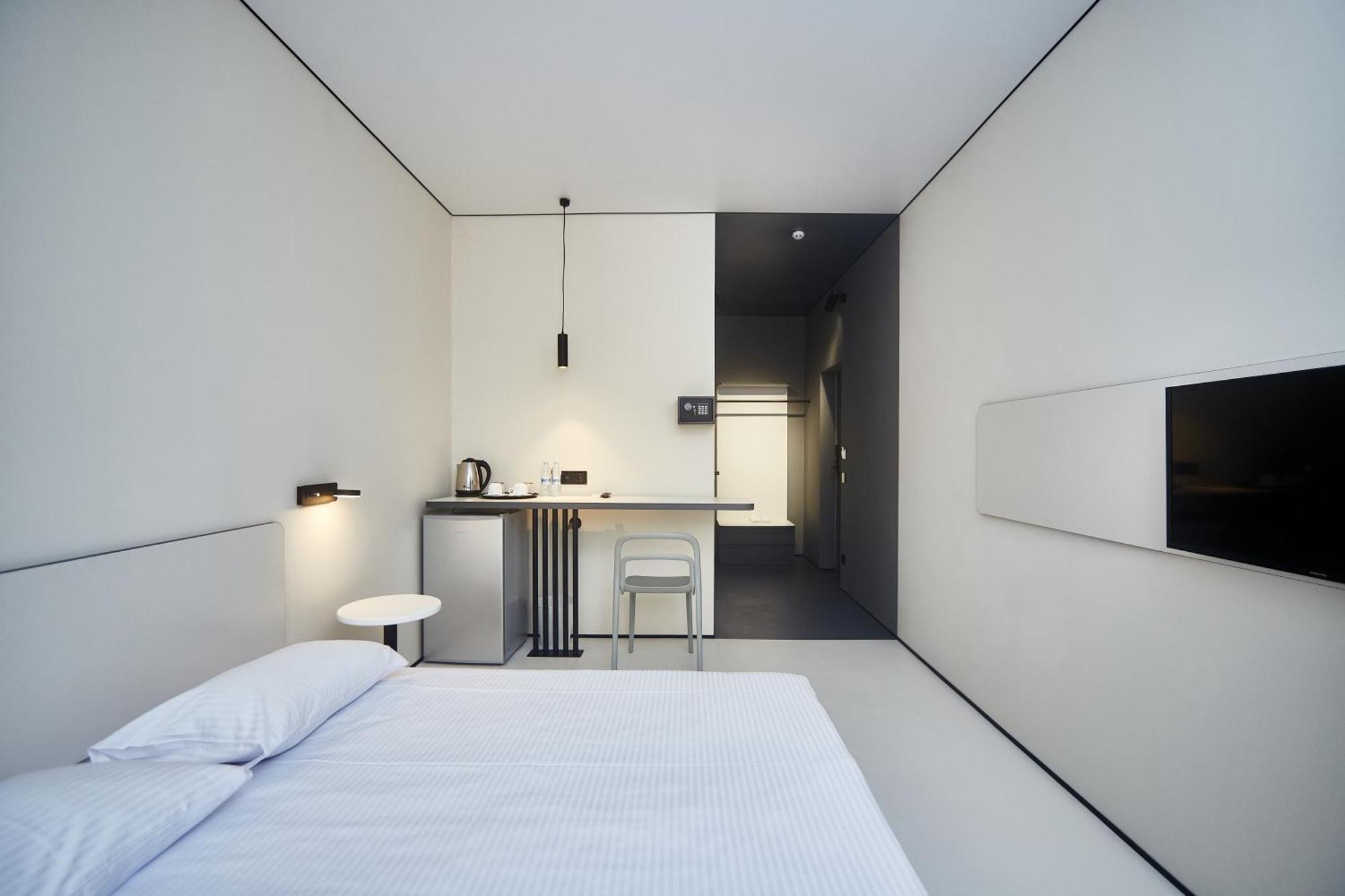 Ultramarinn Hotel Одесса Экстерьер фото